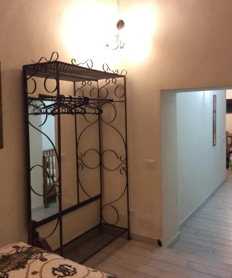 Appartement Casa Il Girasole à Livourne Extérieur photo