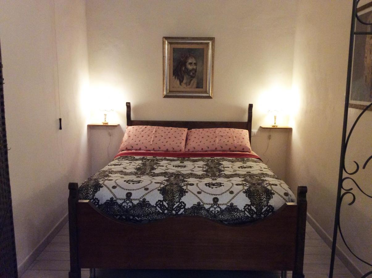 Appartement Casa Il Girasole à Livourne Extérieur photo